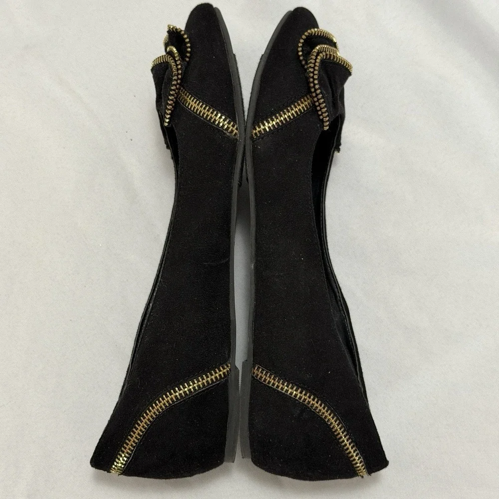 Edgy‎ Chic Black Gold Zip Detail Flats Sz 7.5M Thalia Sodi Urban Minimalist Moto